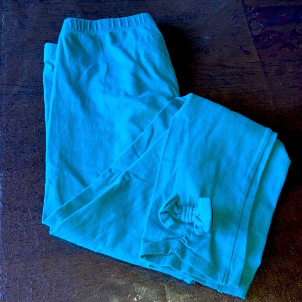 Blue XL Leggings with Bow Detail on outside ankle EUC
